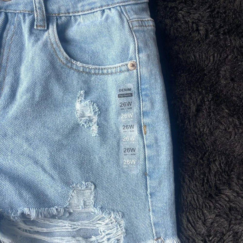 Jean Denim Shorts NWT Distressed